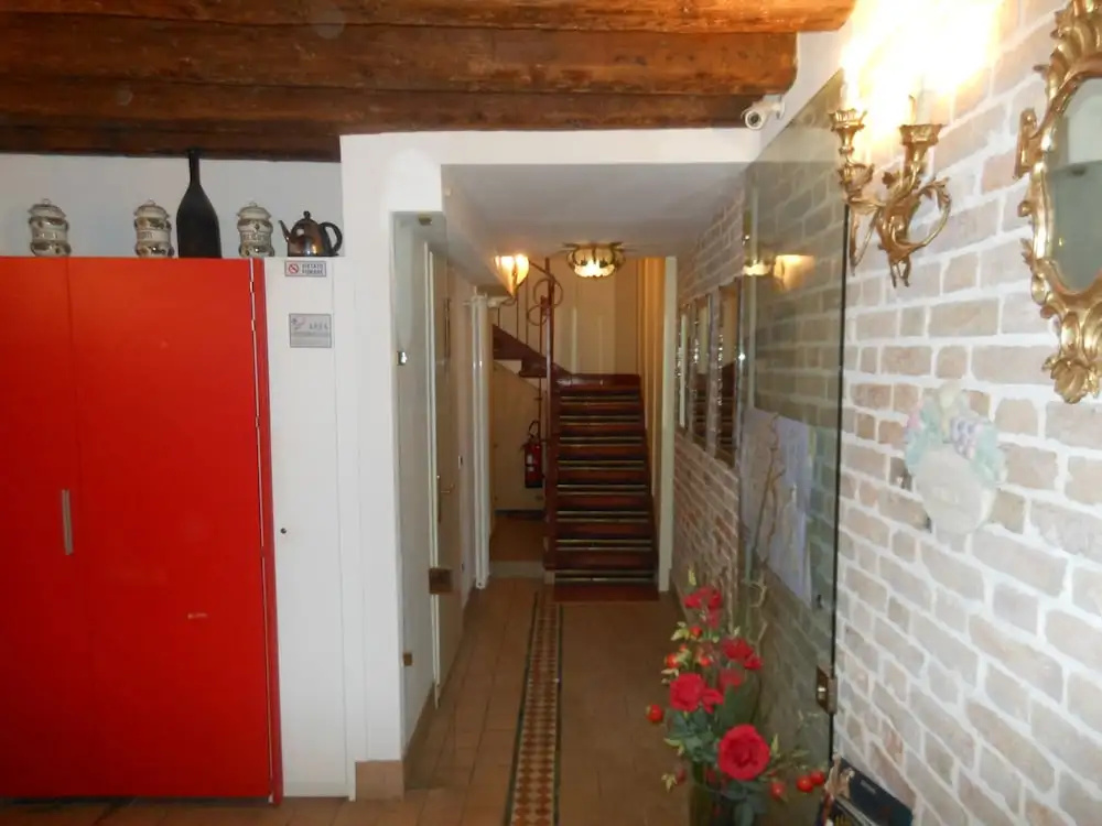 Hotel photo 13