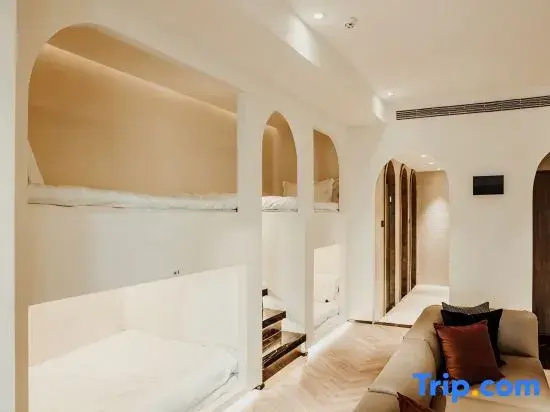 1 Bedroom Standard room with view