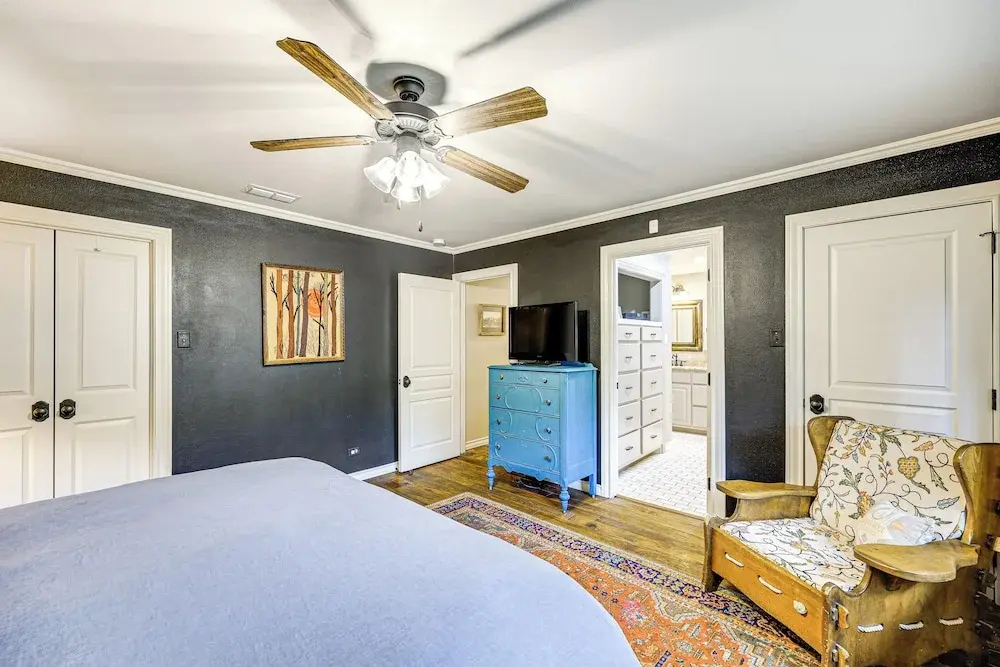 Del Rio Home w/ Large Yard, BBQ + Fireplace! — фото 6