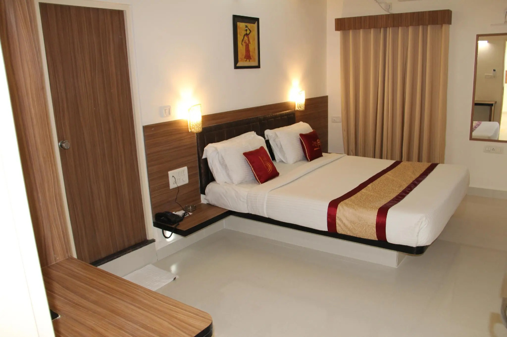 Grand Bee Hotel - Chambres