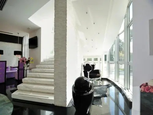Hotel In - Général
