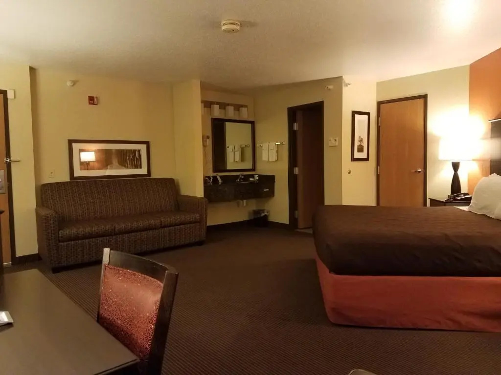 AmericInn by Wyndham Menomonie - Chambres