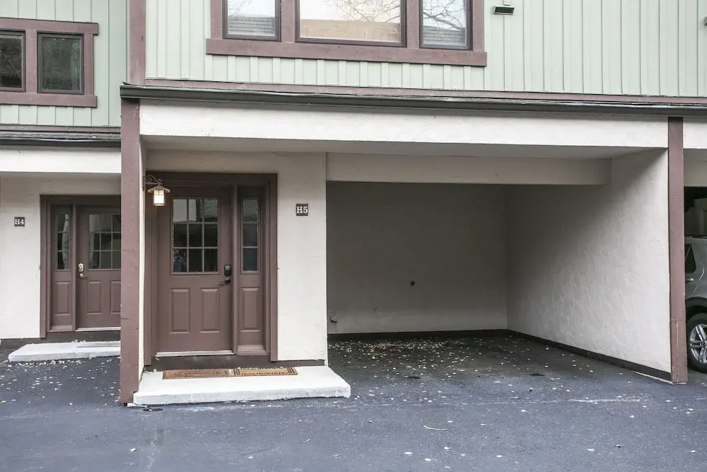 H5 Meadow Creek 3 Bedroom Townhouse