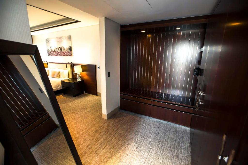 Апартаменты с 2 комнатами с видом на город в Fairmont hotel