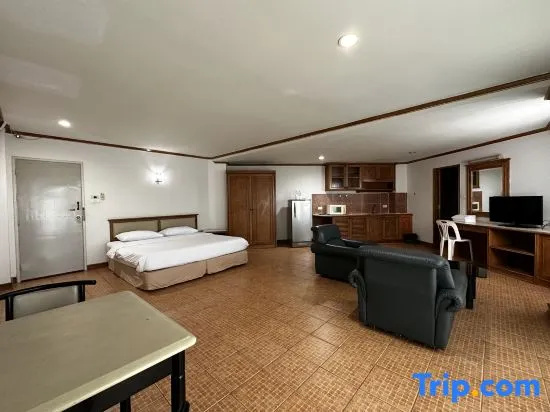 Double Studio (full double bed)