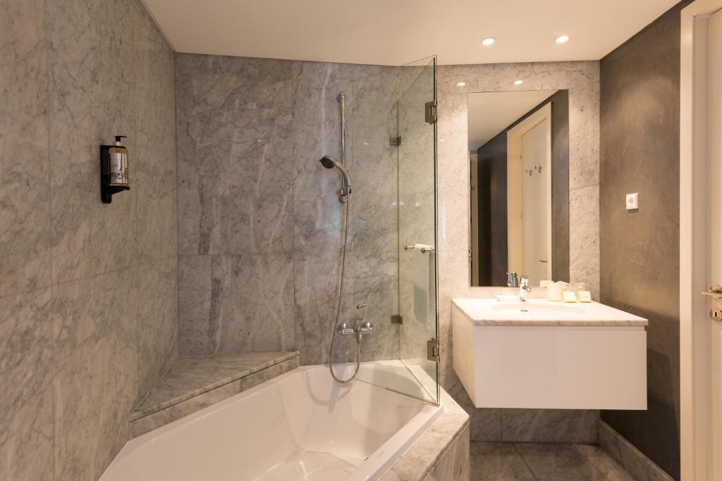 Pateo Lisbon Lounge Suites by null