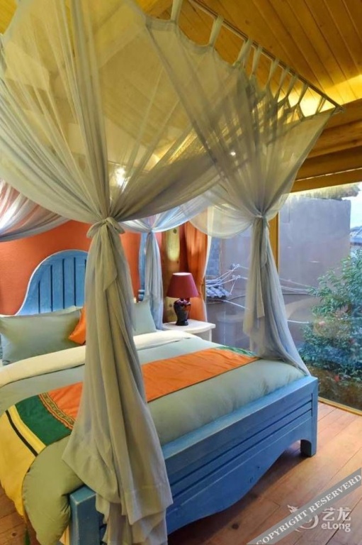Balcony & Terrace
