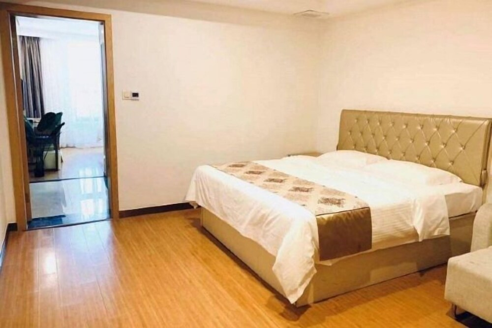 Green Tree Inn (Nantong University International Convention and Exhibition Center)