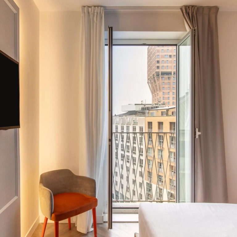 Отель B&B Hotel Milano Missori в Милане