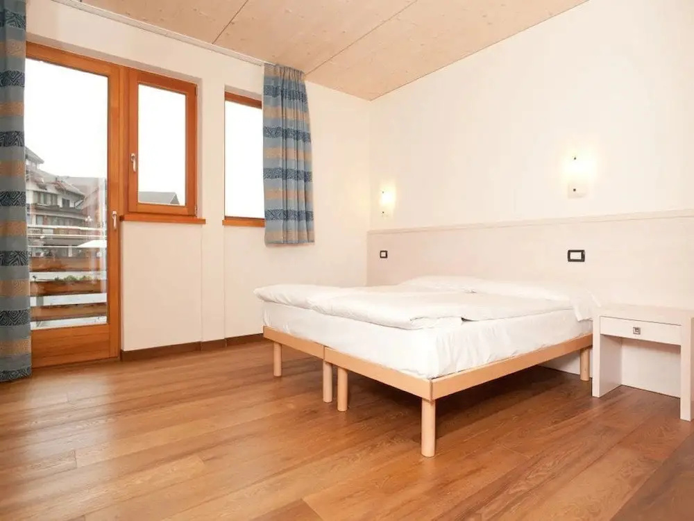 Standard Double room with balcony (full double bed)