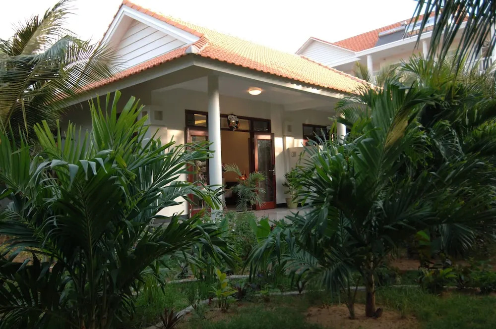 Saigon Emerald Beach Resort