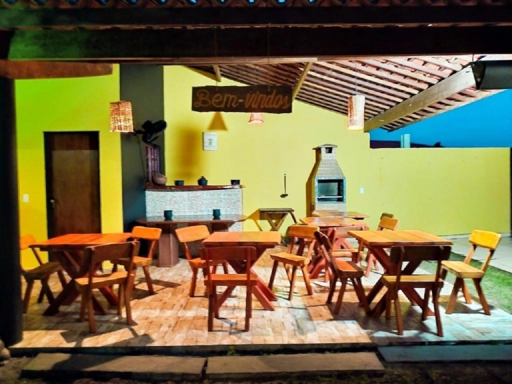 Food & Beverage