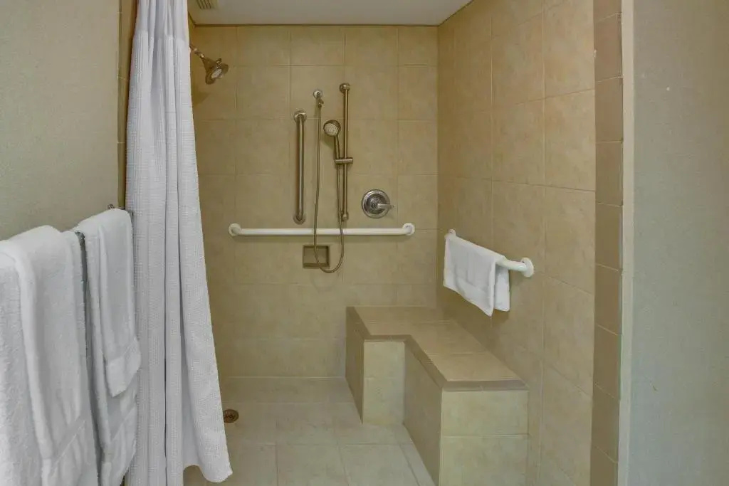 Crowne Plaza Executive Center Baton Rouge by IHG - Chambres