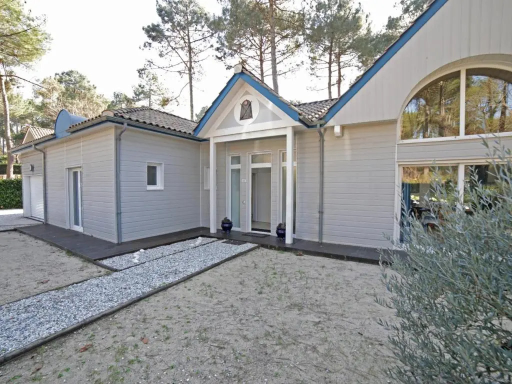 House Maison Avec Piscine Golf De Biscarrosse