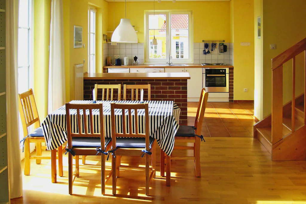 Scandinavian style cottages Mamry, directly by the lake in Trygor
