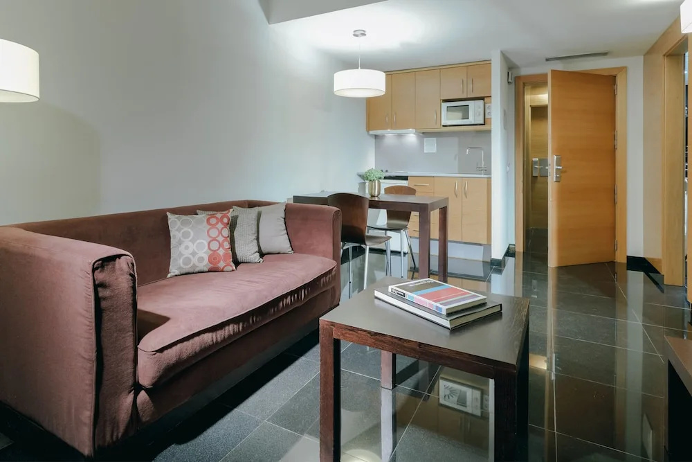 Hesperia Fira Aparthotel - Chambres