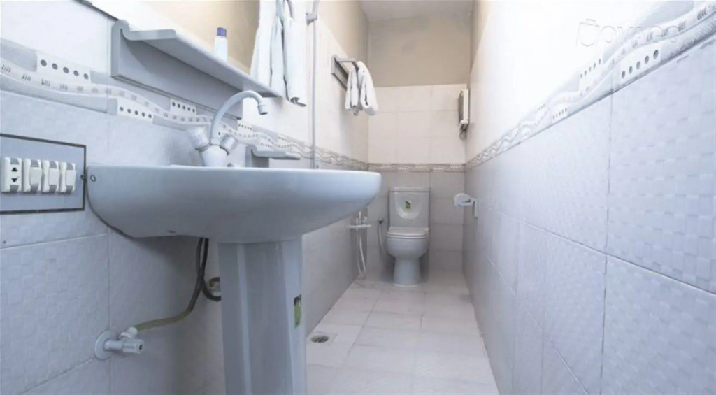 Hilltop Hotel - фото 4