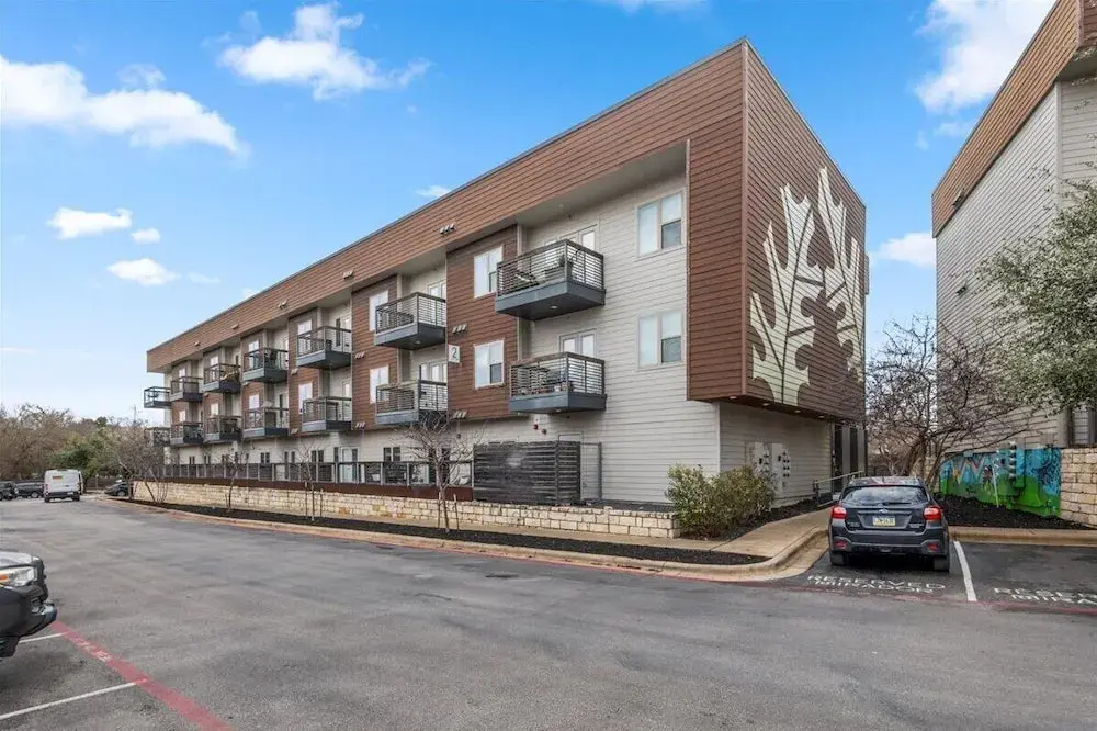2112 Thornton