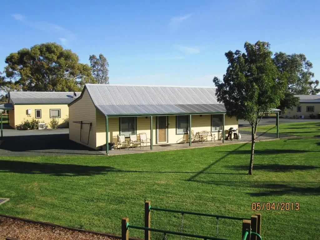 3 Bedrooms Cottage