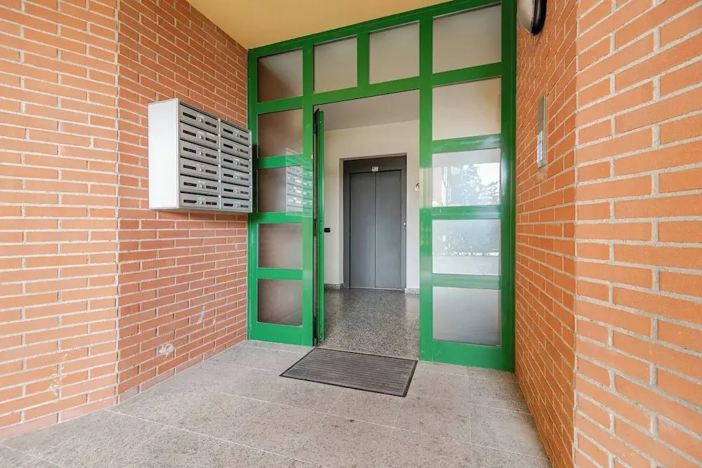 Modern Flat 2 Near the Swiss Border in Viggiù