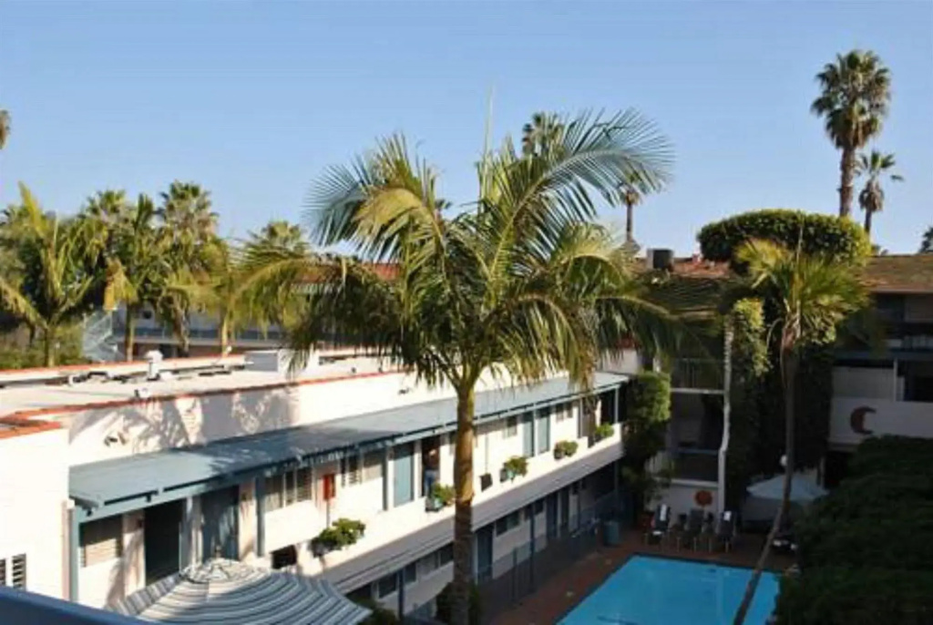 Beachside Inn - Général