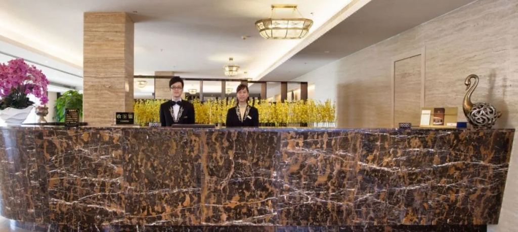 Lobby & Reception