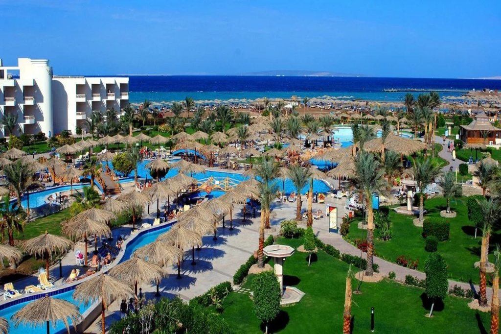Beach & Waterfront