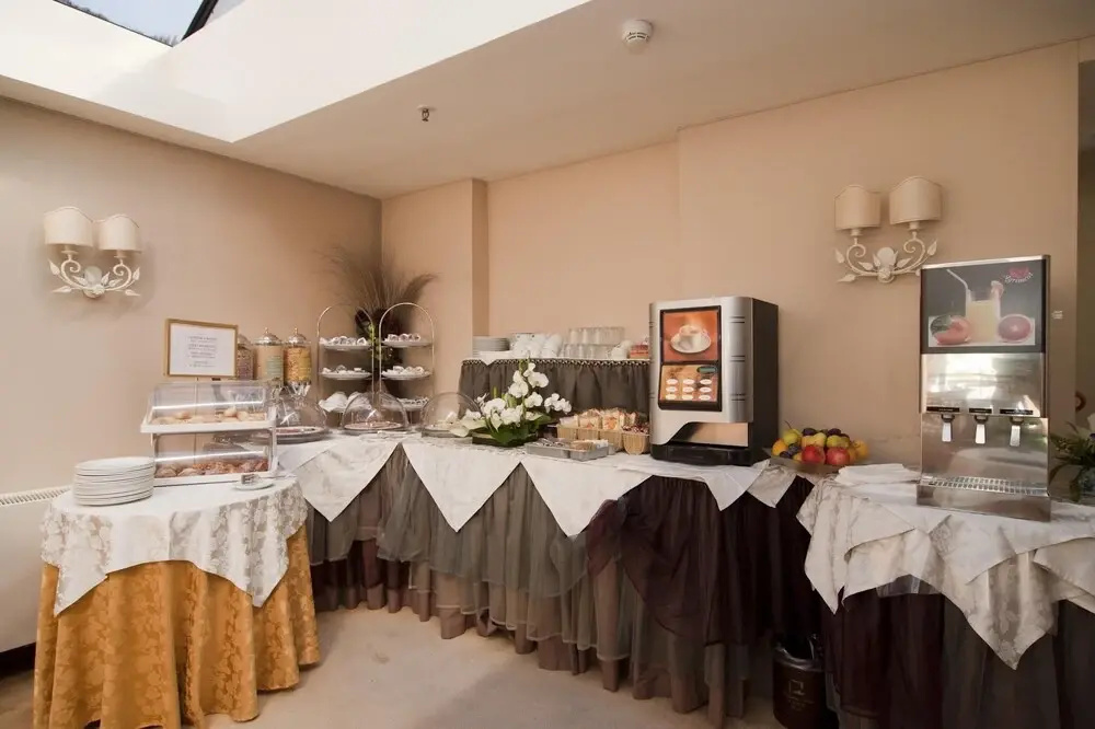 Hotel photo 17