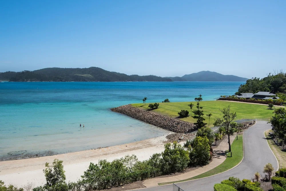 Beach & Waterfront