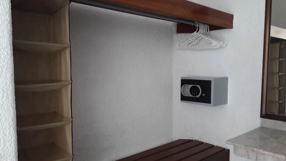 Pelicano Inn Playa del Carmen - Beachfront Hotel - Chambres