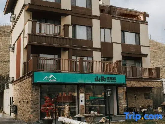 Altay Shanli Homestay