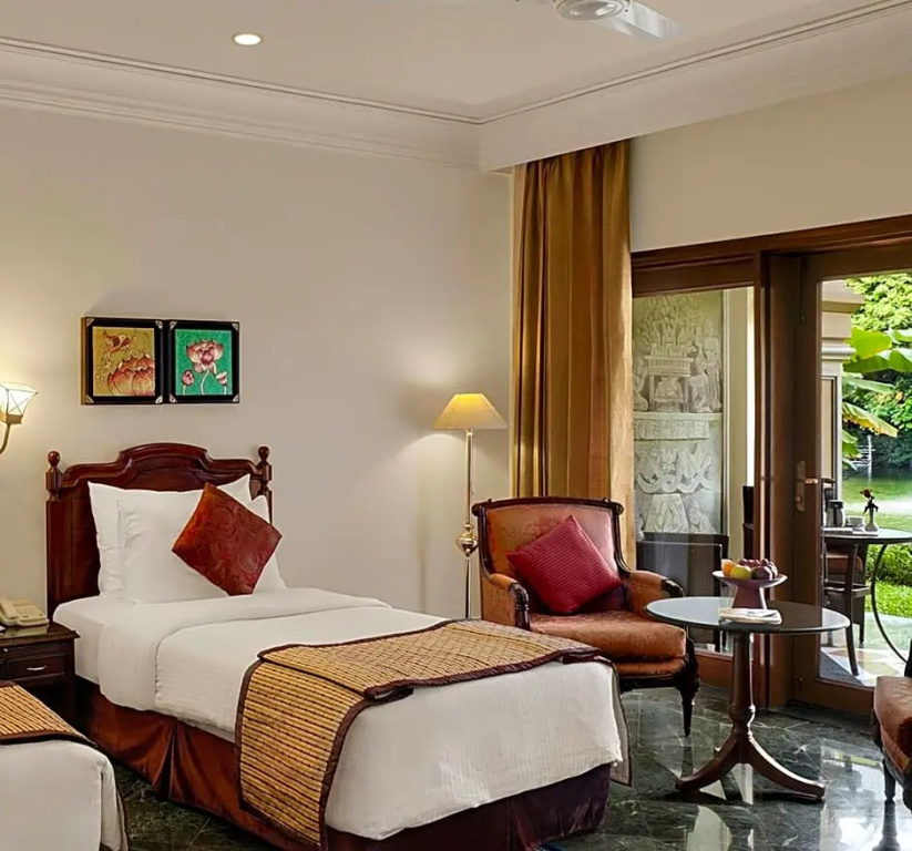 Executive room with bay view