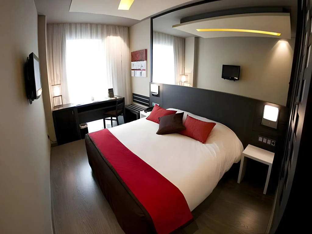Hotel Talavera — 4