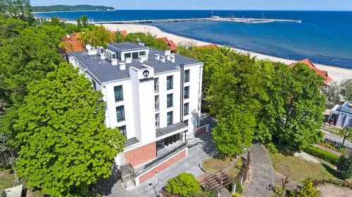 Beach & Waterfront