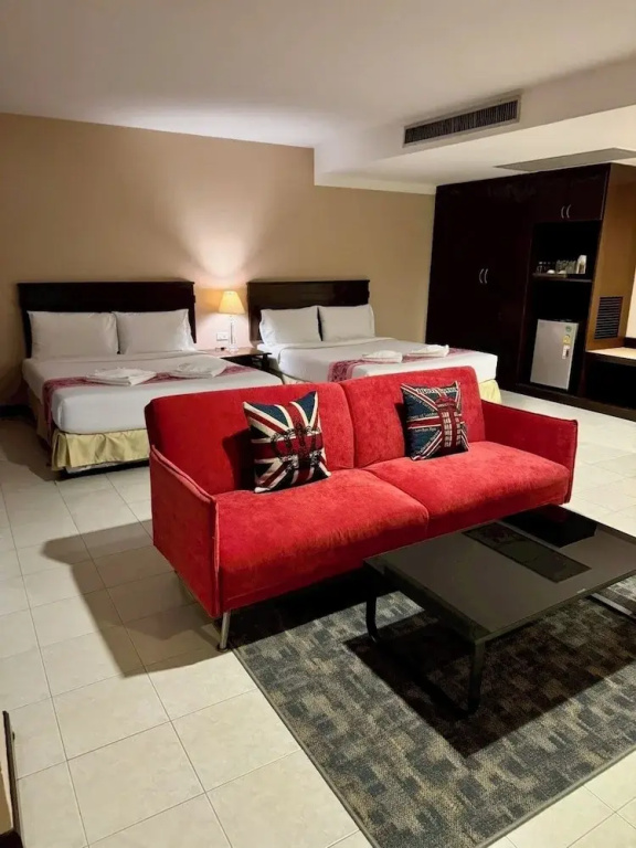 Crown Pattaya Beach Hotel - Chambres
