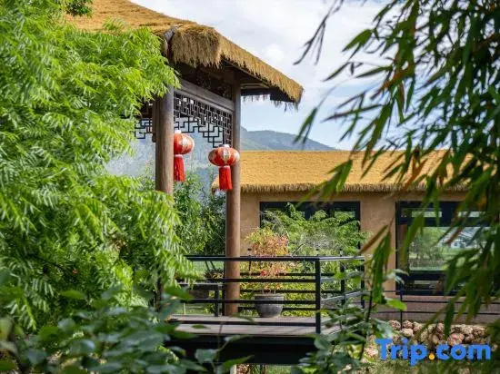 Shaxi Hidden Creek Homestay