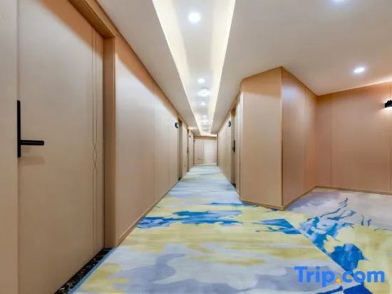 Tulip Hotel (Fengdu Ghost City Branch)