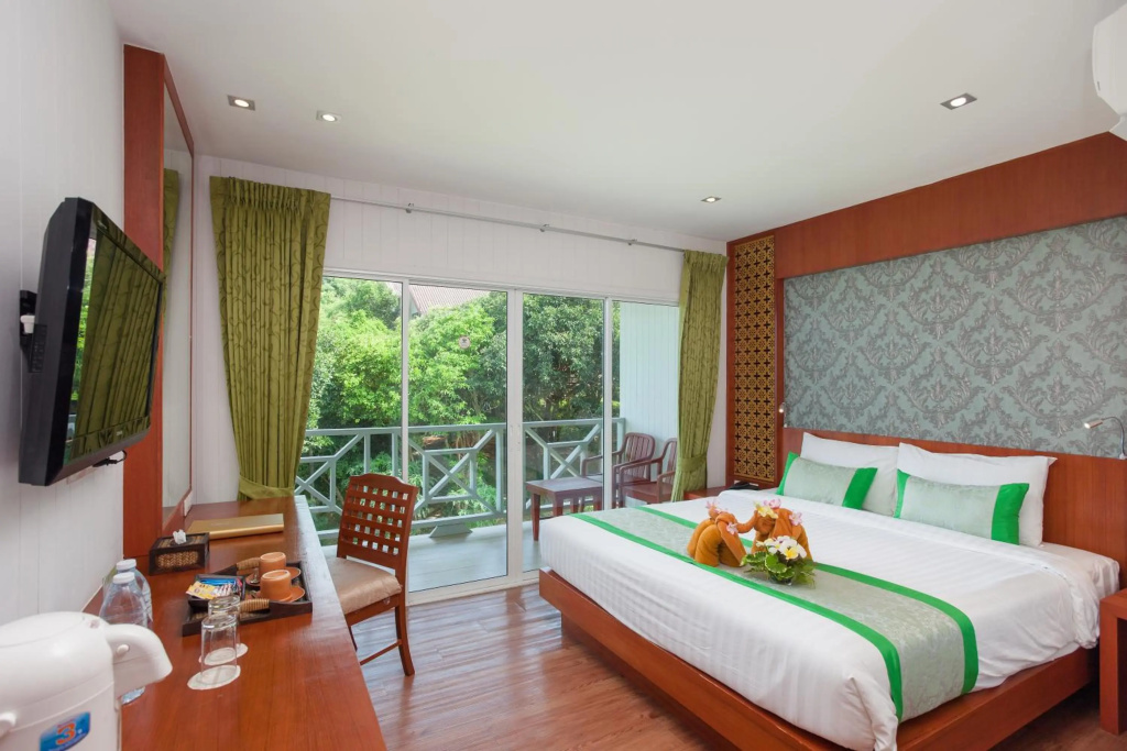 Phi Phi Natural Resort — 4