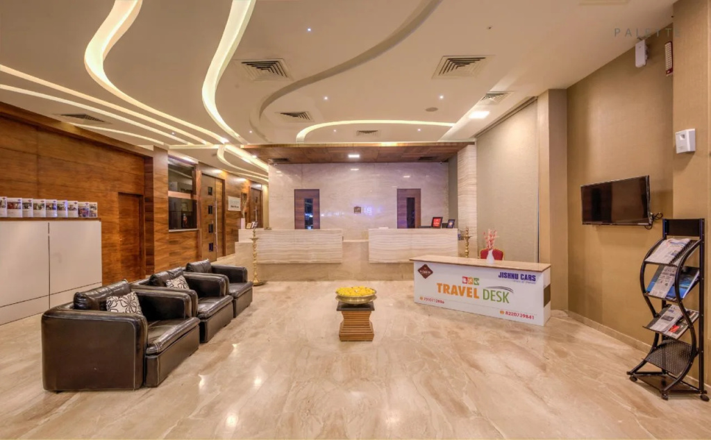 Lobby & Reception