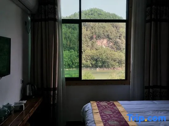 Lishui Huaxiang Qingyuan Homestay