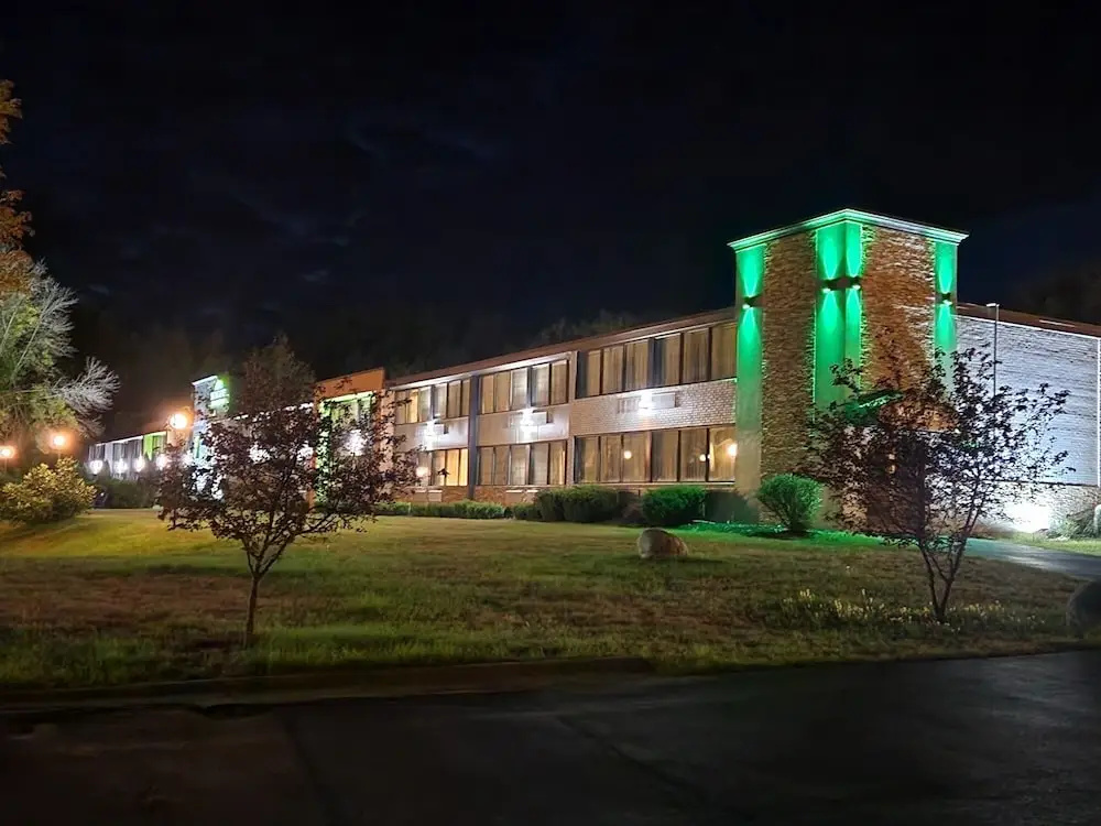 Wingate by Wyndham Lake George