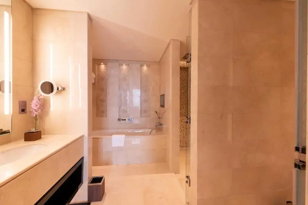 Shaza Al Doha Room Type - Junior Suite