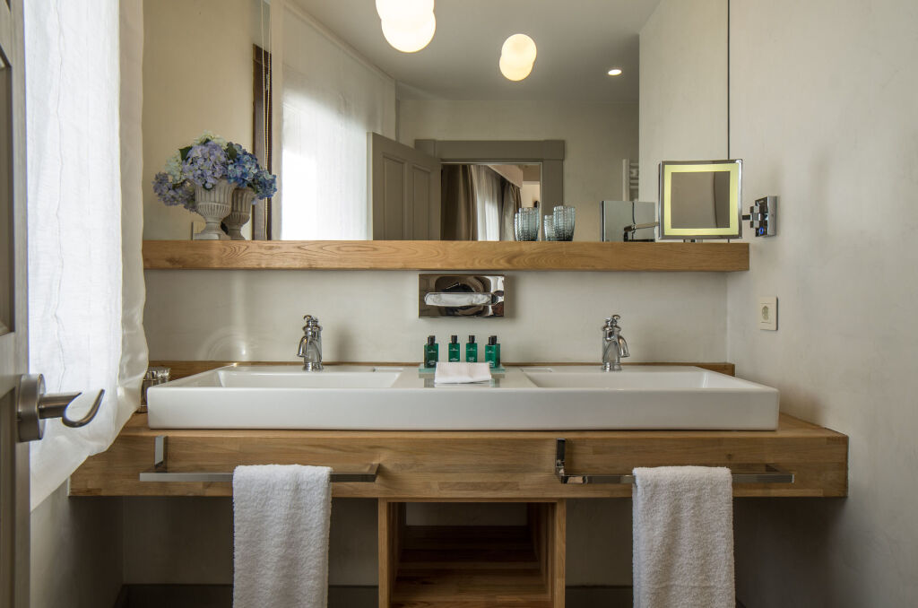 Puebloastur Eco-Resort Wellness & Spa picture