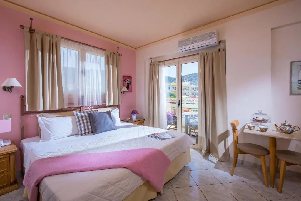 2 Bedrooms Family Apartment