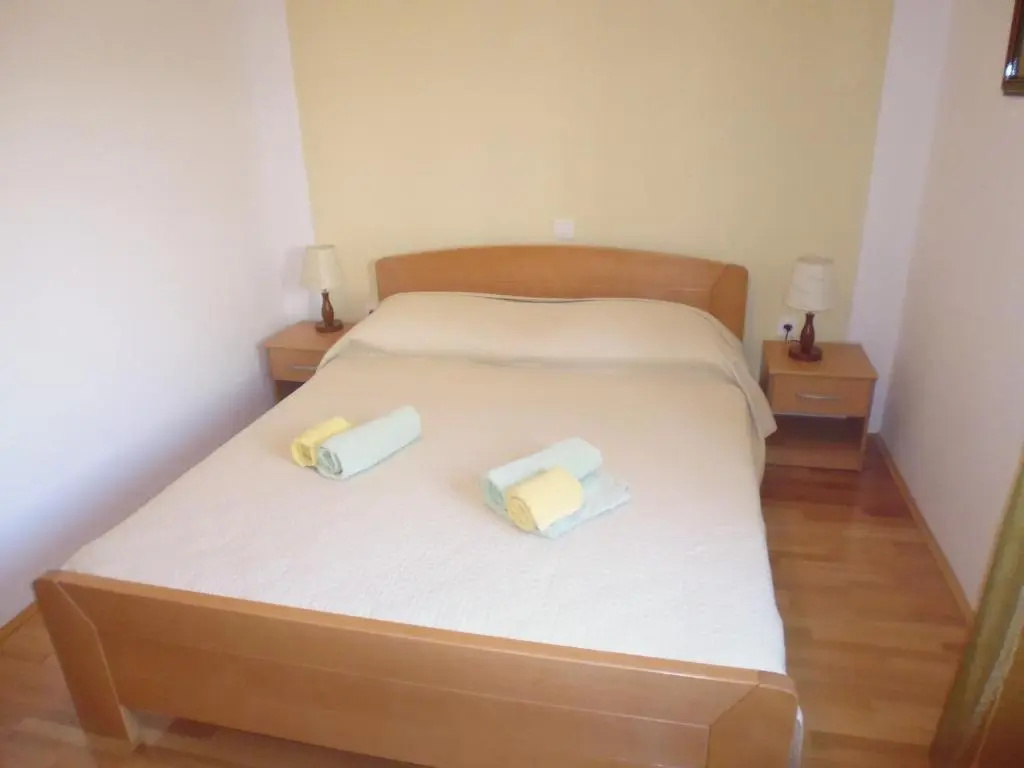 1 Bedroom Apartment with balcony