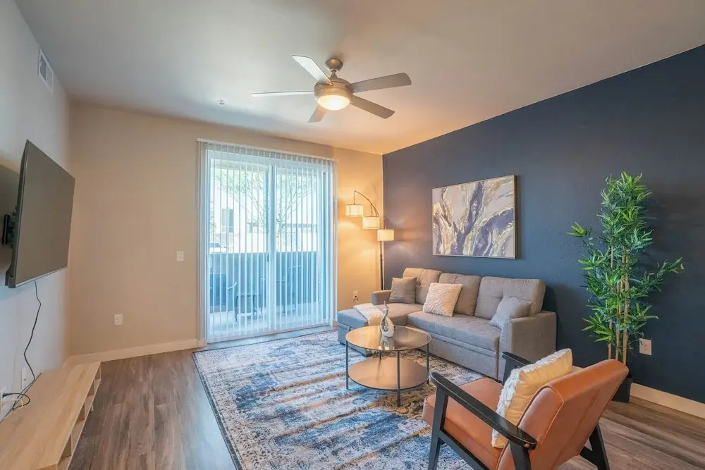 2 Bedrooms Executive Apartment with balcony