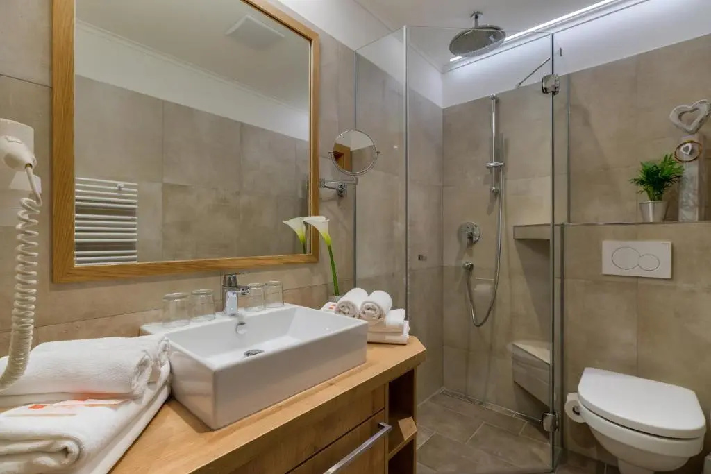 Hotel Landgasthof Fischerwirt - Chambres