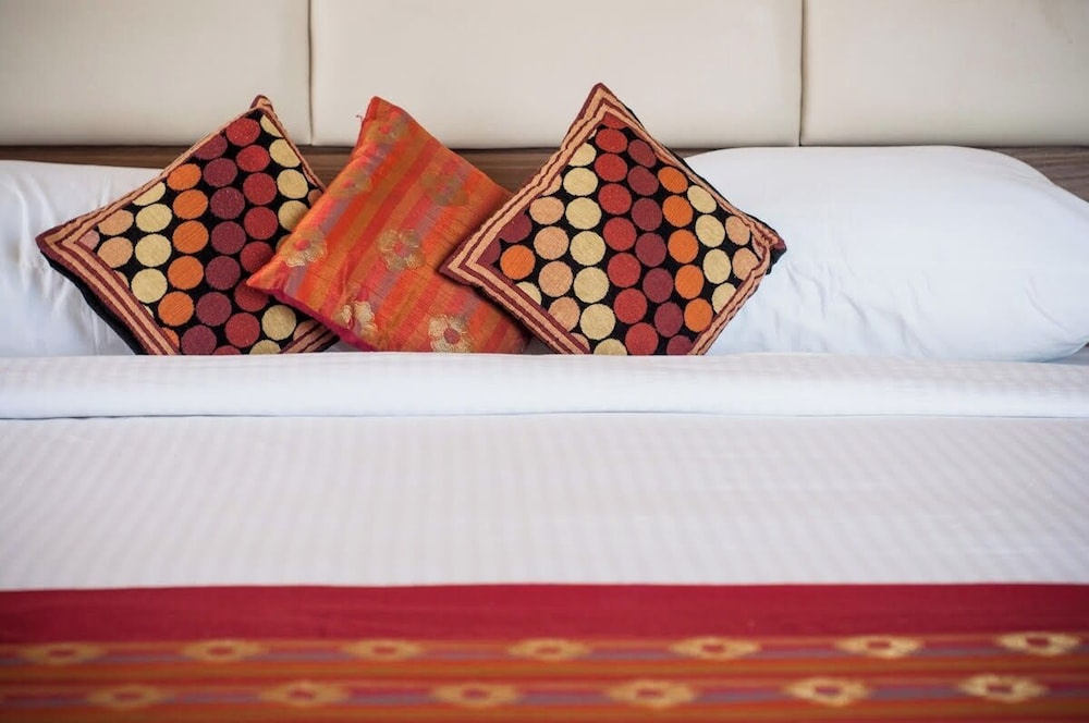 Amethyst Central Serviced Apartments