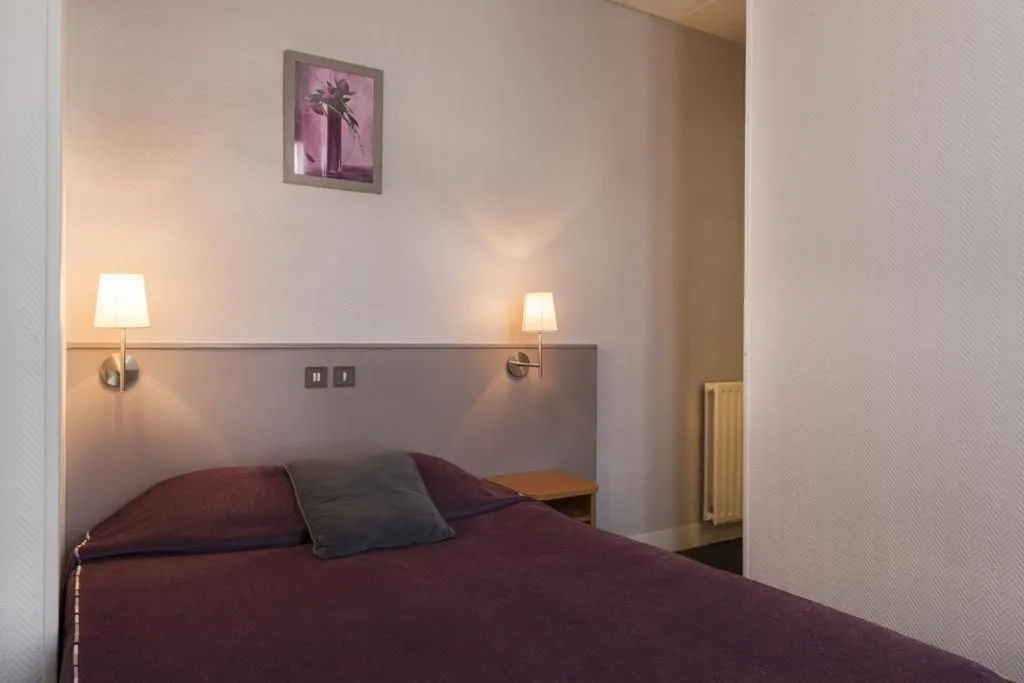 Отель Hôtel du Parc Montsouris в Париже