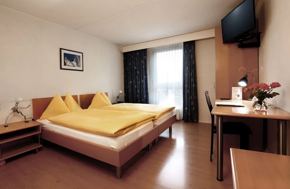 Comfort Double room (full double bed)